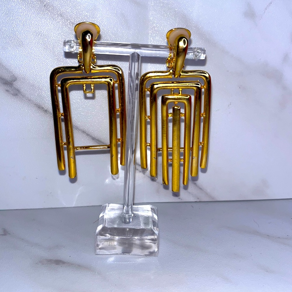 Kenneth Jay Lane Gold Art Deco Clip clip on Earrings